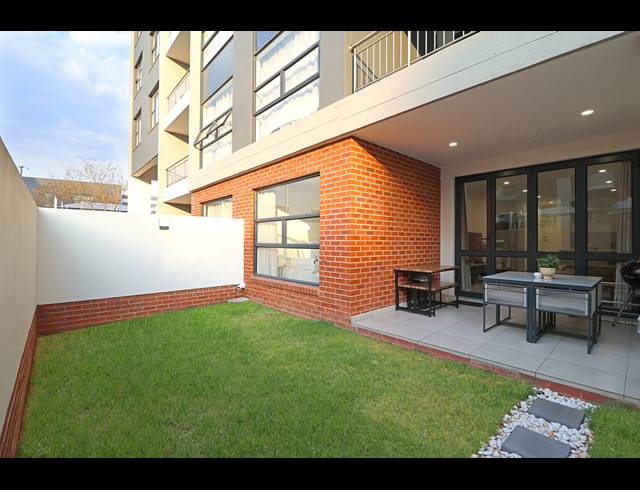 2 BEDROOM APARTMENT FOR SALE IN GREENSTONE HILL